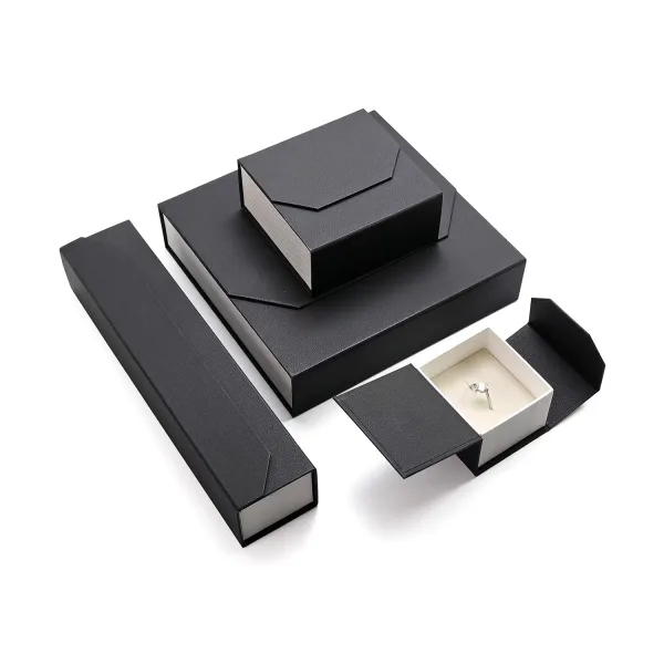 Custom Magnetic Jewelry Box