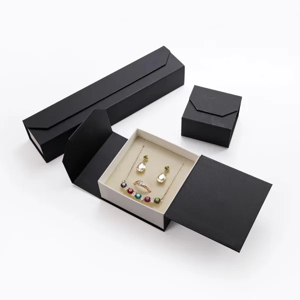 Custom Magnetic Jewelry Box
