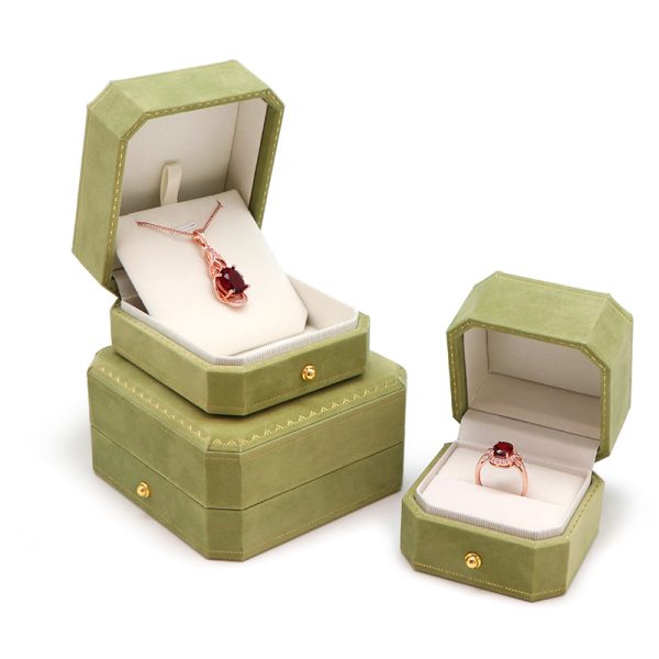 Creative Premium Velvet Octagonal Jewelry Box