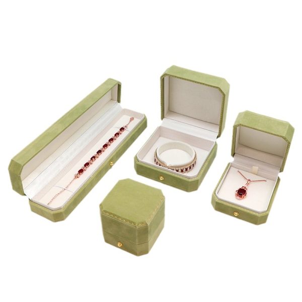 Creative Premium Velvet Octagonal Jewelry Box