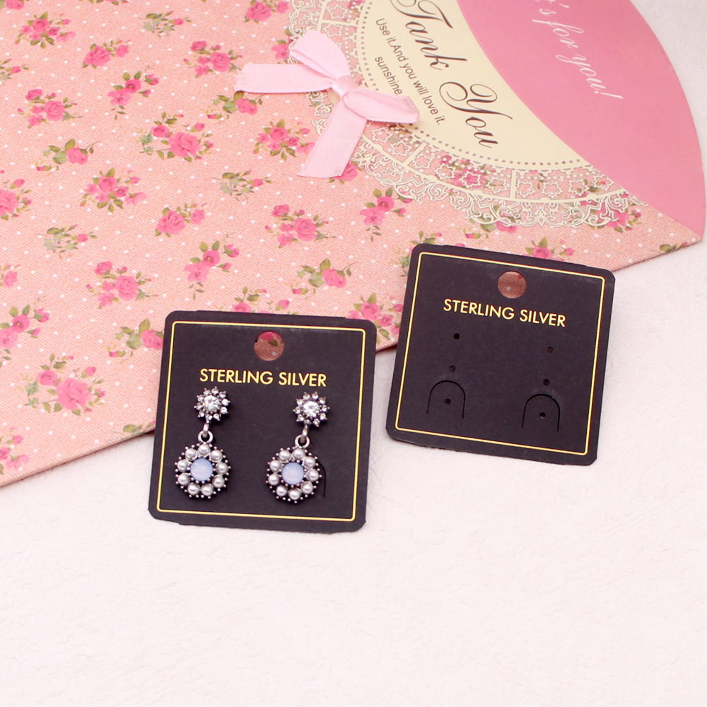 earring cards with logo