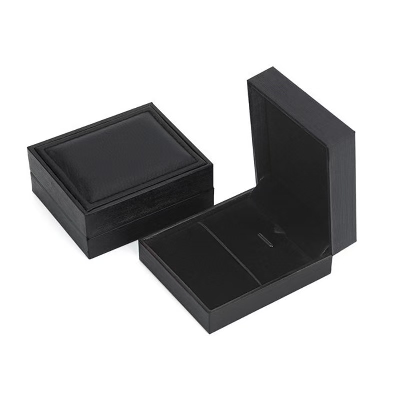 Personalized Men's Leather Jewelry Box