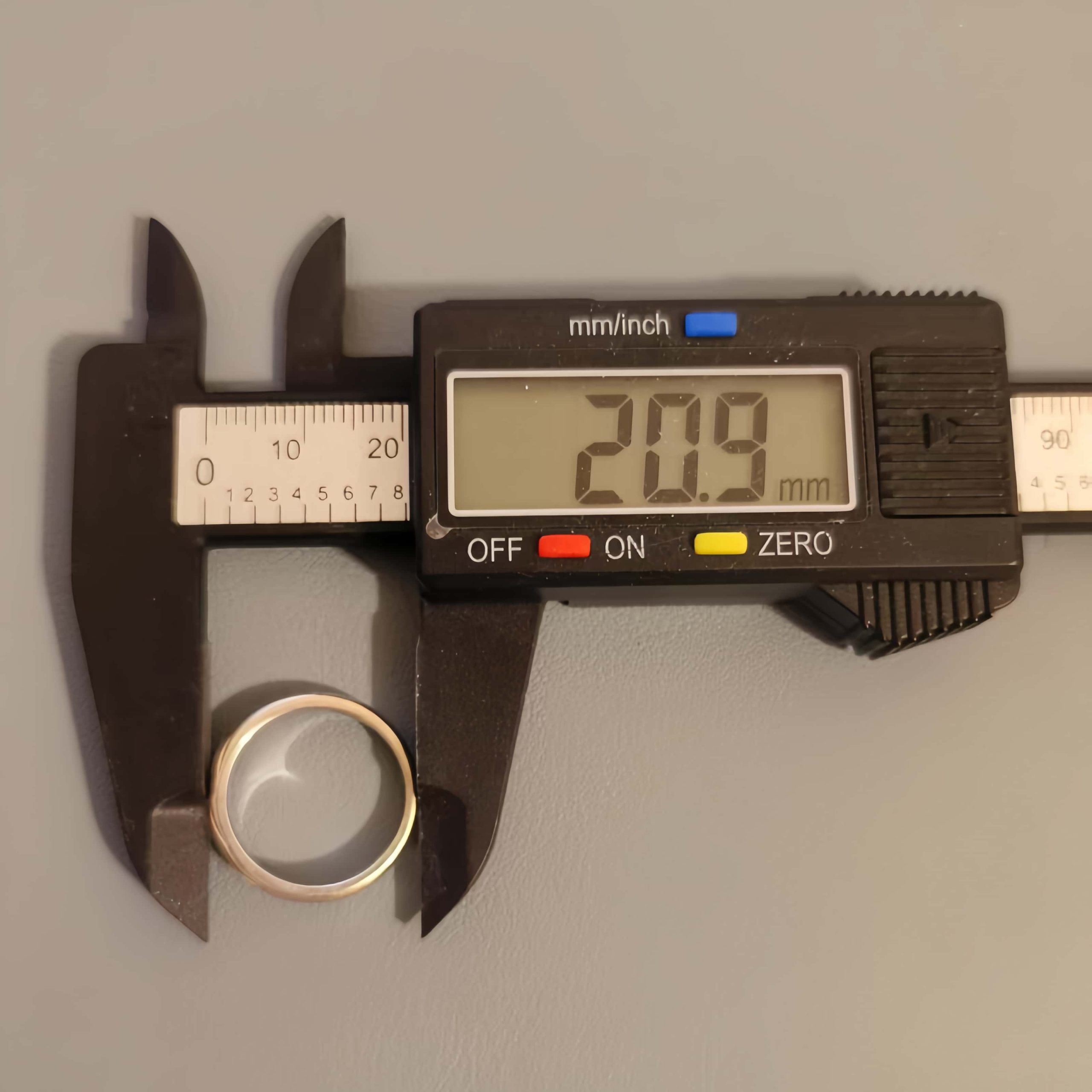 How to Measure Jewelry for Box Sizing