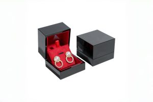The Complete Guide to Lacquer Finishes for Jewelry Boxes
