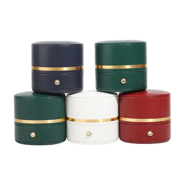 Elegant Round Box for Chain Bracelet Display