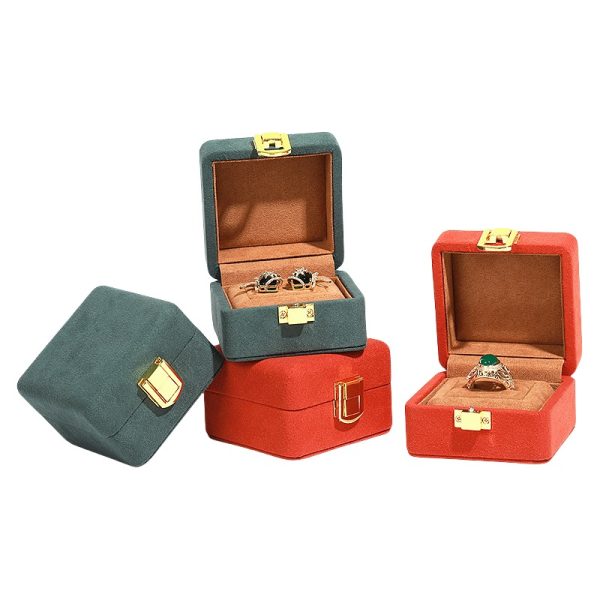 Elegant Velvet Boxes for Bracelets