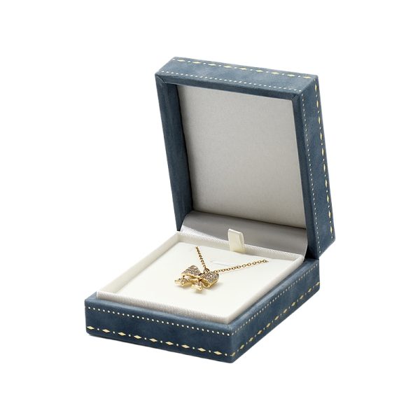 Elegant Velvet Necklace Display Box for Retail and Gift Packaging