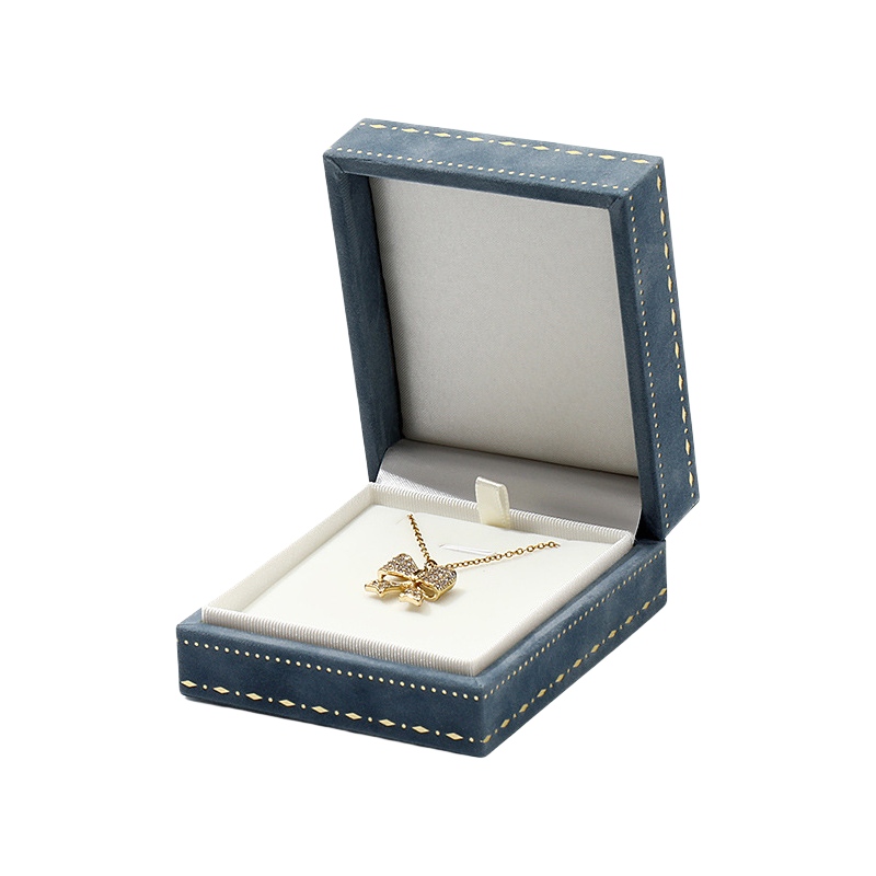 Elegant Velvet Necklace Display Box for Retail and Gift Packaging