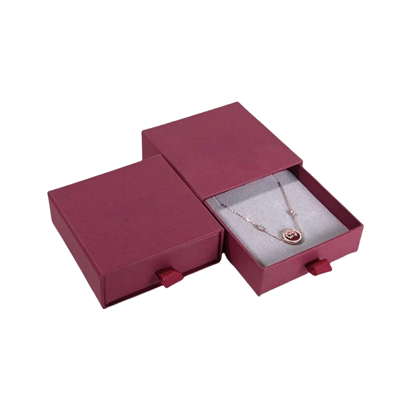 Luxury Necklace Gift Box with Slide Open Design and Personalized Finishing