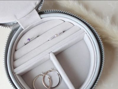 Personalized Jewelry Box Strategies for Jeweler